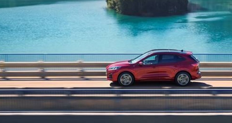 Nuova Kuga: efficienza ai massimi livelli per la Ford più elettrificata di sempre