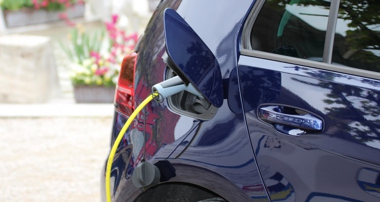 Immatricolazioni auto: ad agosto -0,4%, ma è boom per ibride +239% e elettriche +253%