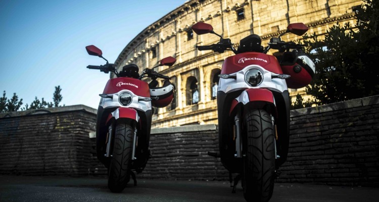 Acciona triplica il numero di moto elettriche in sharing disponibili a Roma