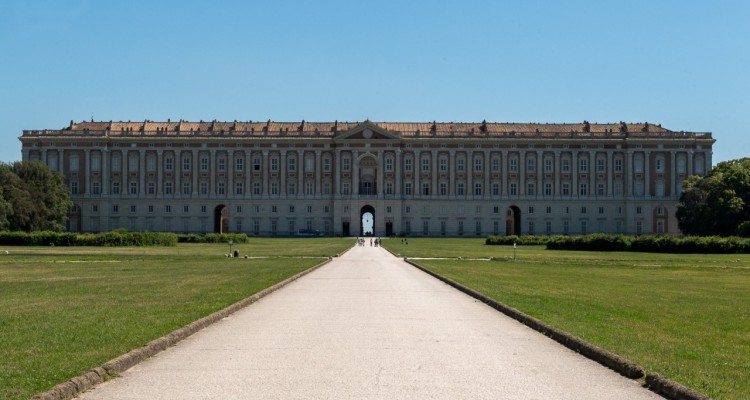 In arrivo veicoli elettrici per visitare il Parco Reale della Reggia di Caserta