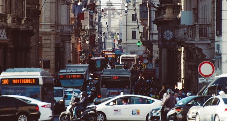 Smog, Roma: giovedì 26 novembre traffico limitato