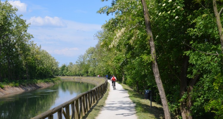 Ciclovie e vie d'acqua: firmato l'accordo tra ANBI, FIAB, Cirem Cagliari e Politecnico di Torino