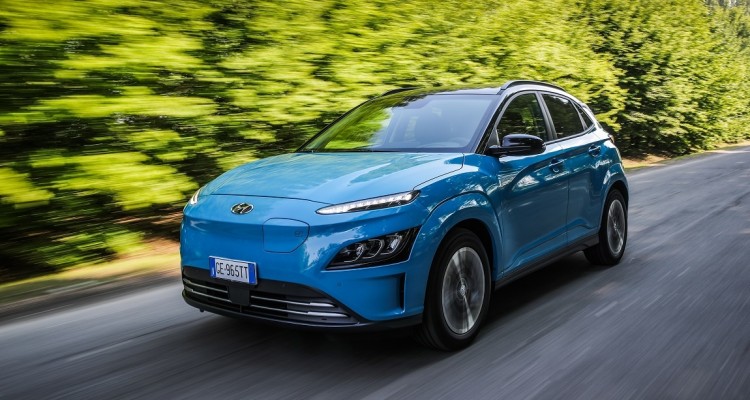 Nuova KONA Electric entra in Hyundai Renting: noleggio a lungo termine da 267 euro al mese