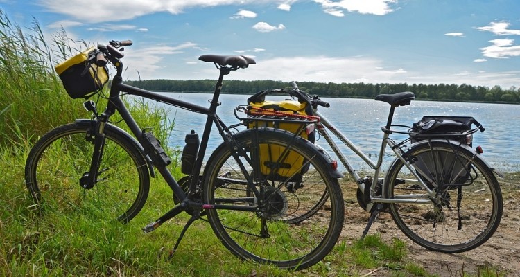 Verbania rilancia il cicloturismo in sella sulle due ruote