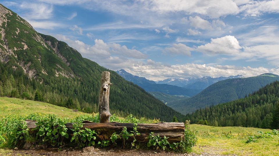 Tirolo: un’estate di escursioni e di emozioni, anche insieme a noti alpinisti  