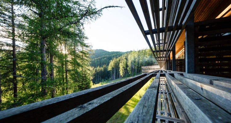 Tra architettura sostenibile e natura incontaminata: ottobre alla riscoperta del vigilius mountain resort