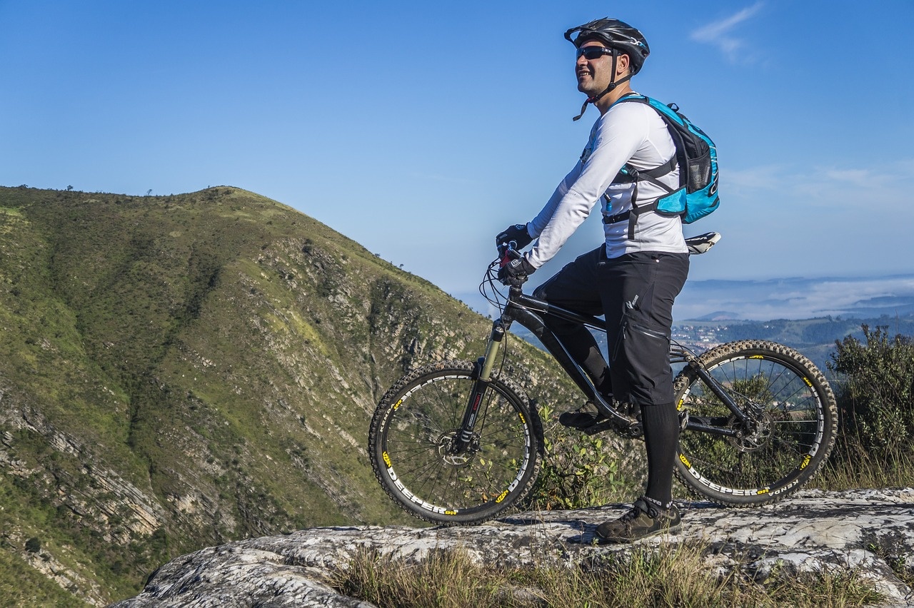 Giugno, pedalando in Val Gardena