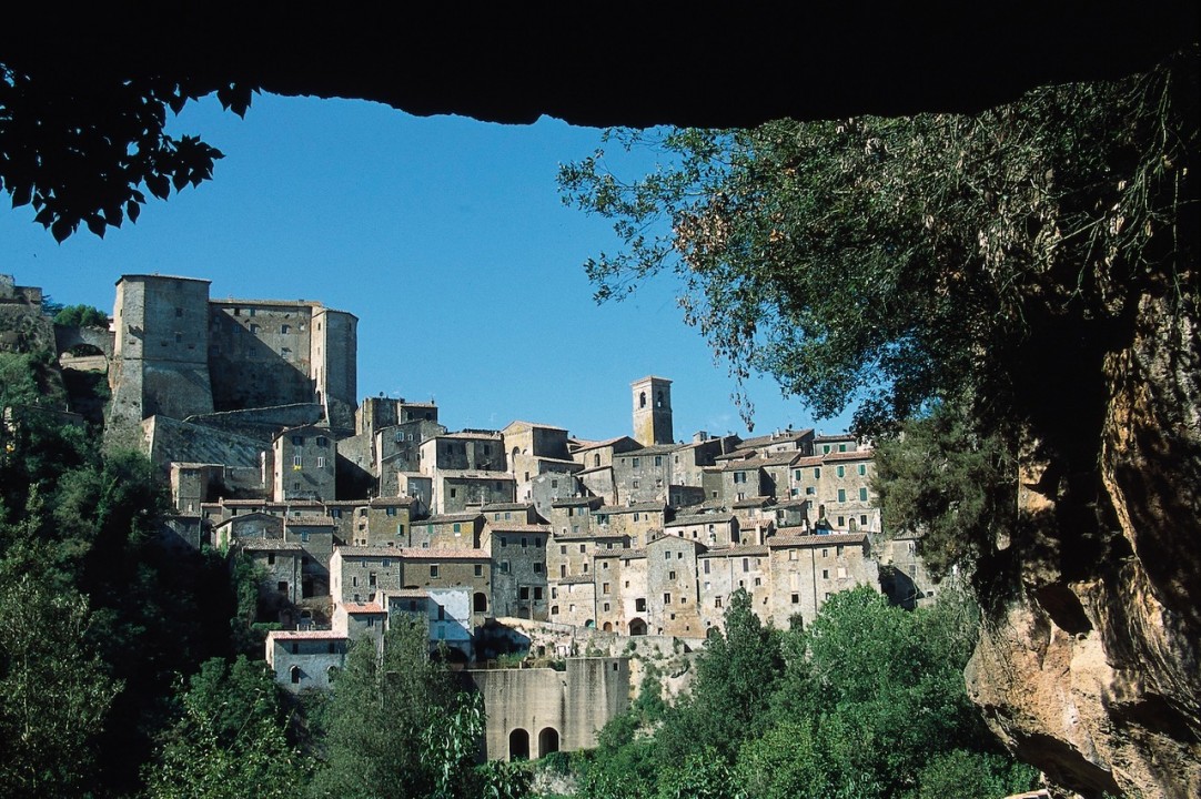 Ciliegiolo di Maremma e d’Italia:  in scena la seconda edizione alla Fortezza Orsini di Sorano 