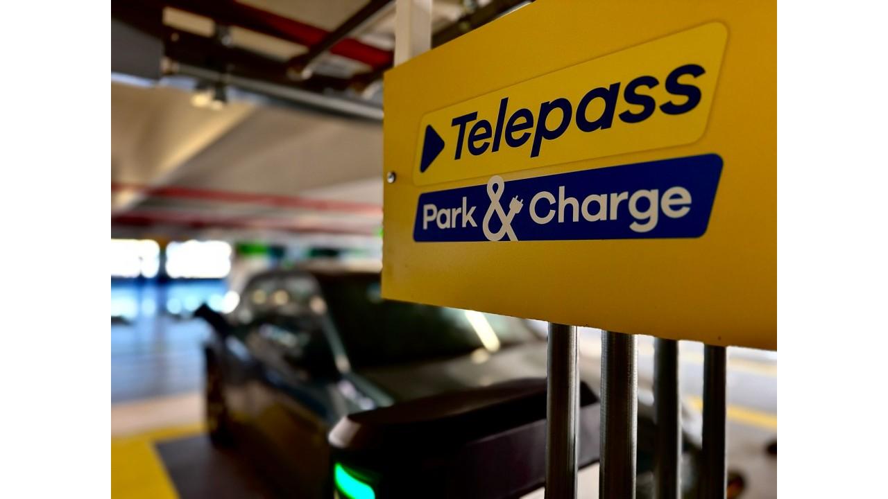 Telepass lancia “Park & Charge”: parcheggio e ricarica elettrica all’aeroporto di Roma Fiumicino