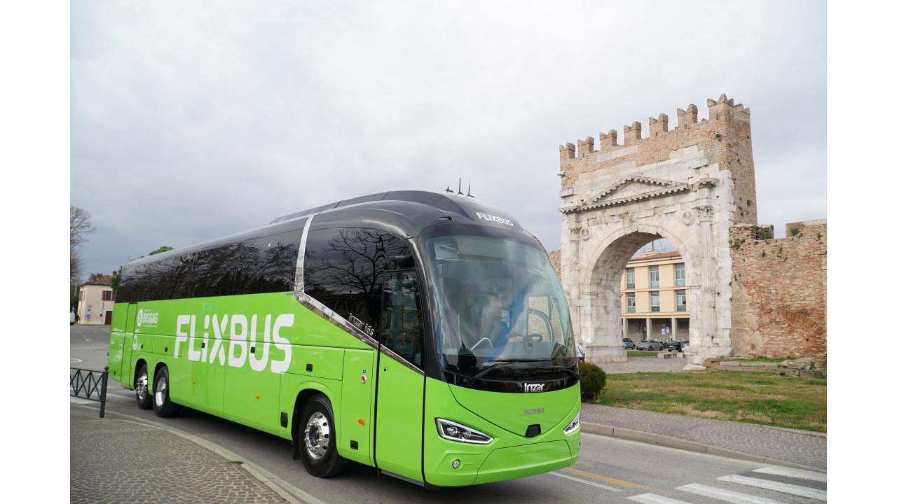 FlixBus lancia le prime linee a LNG in Italia